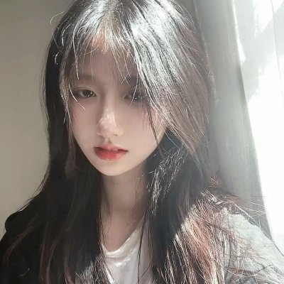 亚曼达厌世系